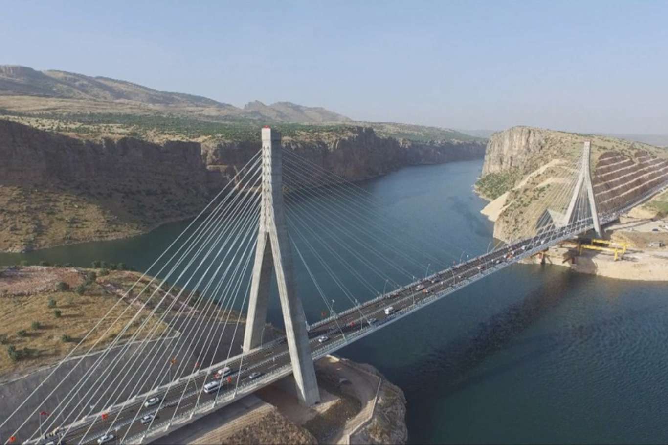 Bakan Karaismailoğlu: Nissibi Köprüsü’nü 4 milyon 78 bin araç kullandı